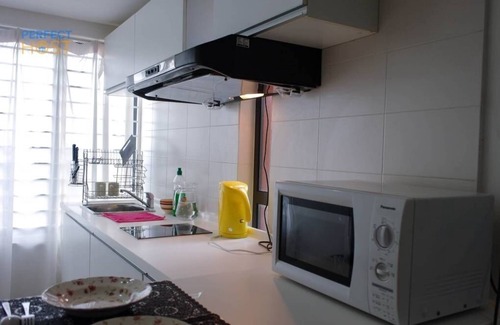 Subang Jaya Wohnung | SA # 7 100 MBit / s WiFi Geräumige Maisonette