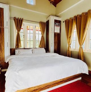 Kaul Haus | Saanidhya Sunset View Villa