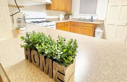 Jefferson Haus | Safe NOLA-steps to Ochsner hospital!