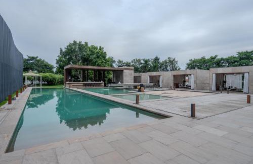 Lal Tappar Haus | SaffronStays Nirvana Groove
