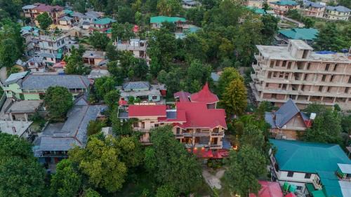 Fatehpur Haus | SaffronStays The Divine Hima
