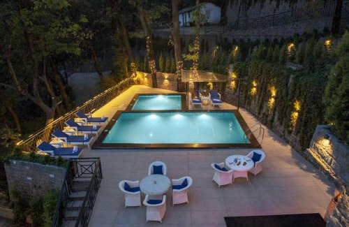 Kasauli Haus | SaffronStays The Row House