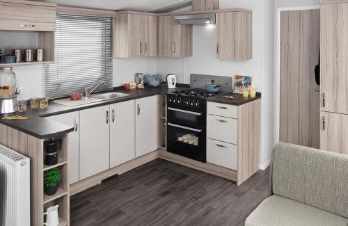 Dunbar Haus | Sage Caravan 3 with Pets Welcome at Thurston Manor Leisure Park