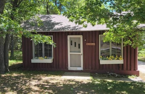 Tawas City Kabine | Sage, Mermaid Coast Cottages on Lake Huron