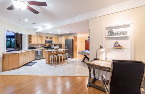 Delray Beach Haus | Welcome to Sailfish Cove, Heated Saltwater Pool & Spa...