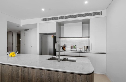 Shell Cove Wohnung | Sailview Escape - A Tranquil Marina Hideaway