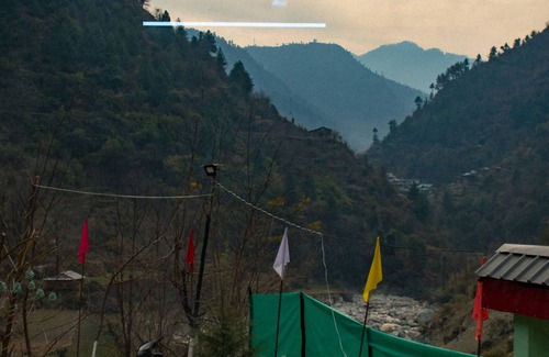 Kullu Kabine | Sainj riverside duplex cottages