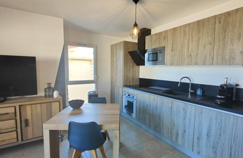 Saint-Aygulf Wohnung | SAINT-AYGULF Sea view, 4 pers air conditioning, swimming pool, near Calanques corailleurs
