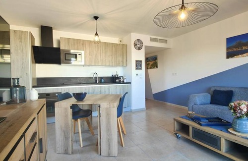 Saint-Aygulf Wohnung | SAINT-AYGULF Sea view, 4 pers air conditioning, swimming pool, near Calanques corailleurs