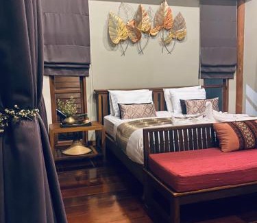 Mae Sot Haus | SAK-KA-YA (สัก-กา-ยะ)