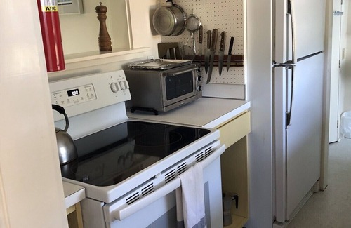 Little Compton Haus | Sakonnet Point Water View Cottage mit 8 Minuten zu Fuß zum idyllischen Privatstrand.