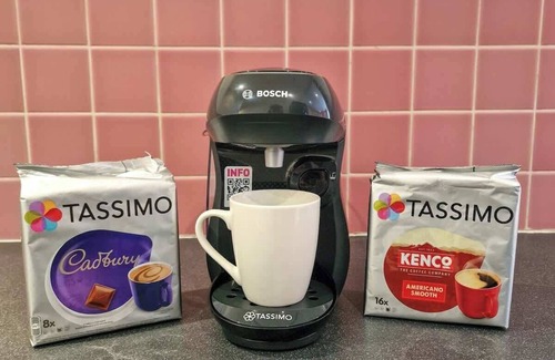 Salford Haus | Salford Home Sleeps 10 By City SuperHost