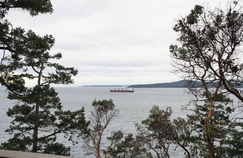 Pender Island Villa | SaliHaven: Oceanfront 4Bedrooms 5Beds 3.5Bath