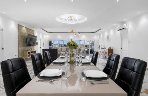 Opal Villa | Salina Breeze Sea View Villa & Rooftop by Bocobay