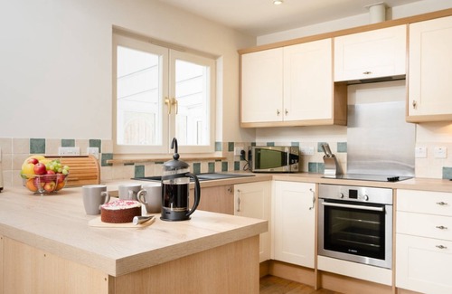 Carrbridge Hütte | Salmon Run Lodge - a lodge that sleeps 6 guests in 3 bedrooms