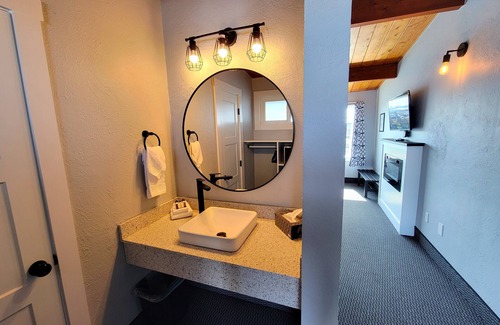 Westport Hotel | Saltwater Inn