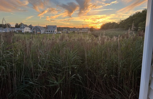 Brant Rock Haus | Salty Air & Beautiful Marsh Views: Paradise!