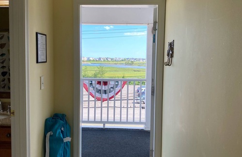 Seabrook Eigentumswohnung | Salty Sunsets - Condotel Efficiency for your beach getaway