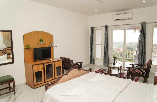 Morjim Resort | Samira Sea View