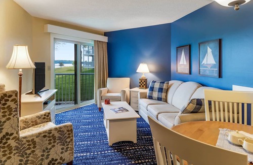 Glen Cove Eigentumswohnung | Samoset Resort 1br suite, Friday check-in