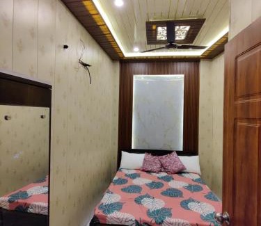 Haridwar Haus | Sampati Home Stay Prime location