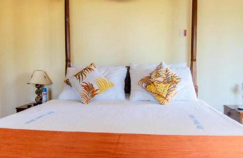 Mombasa Villa | Sand and Shells Beach House- 4 Bedroom with a pool