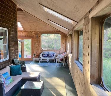 Corea Haus | Sand Cove House