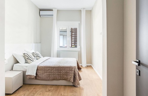 Neapoli-Sykies Wohnung | Sanders New Town - Adorable 1-Bdr. Apt. w/ Balcony