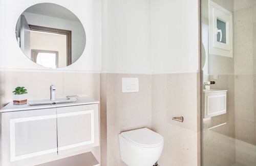 Neapoli-Sykies Wohnung | Sanders New Town - Charming 1-bdr Apt w Balcony