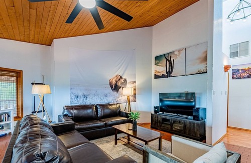 Cedar Crest Haus | Sandia Peak Suite | 3 Bed, 2 Bath