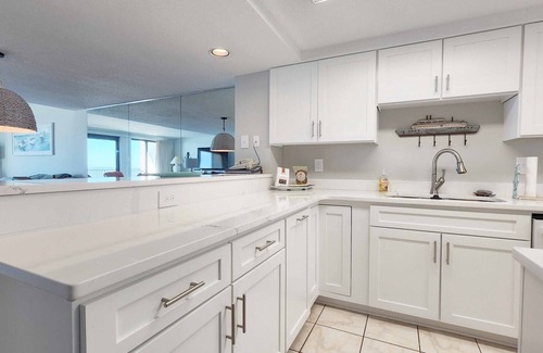 Litchfield by the Sea Eigentumswohnung | Unglaubliche Oceanfront 2 Schlafzimmer, SPR-SPA2J in Litchfield am Meer mit Pool
