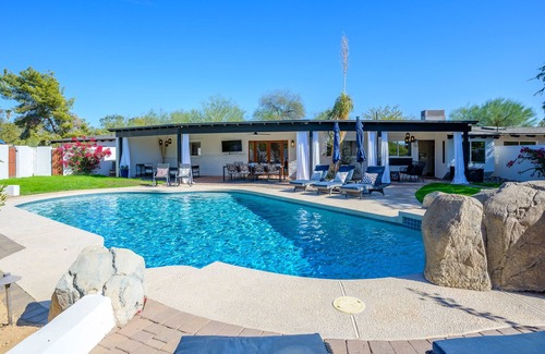 Central Scottsdale Haus | Santa Fe Modern im Zentrum von Scottsdale mit privatem beheiztem Pool