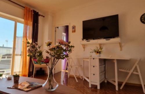 Santa Luzia Haus | Santa Luzia Casa Girassol, Tavira sea view, 2 minutes to Beach Ferry