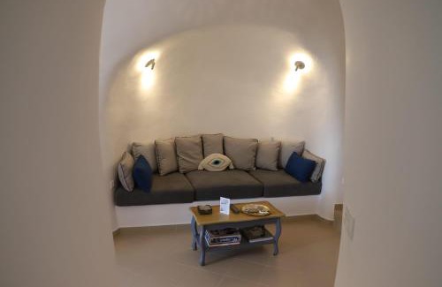Exo Gonia Haus | Santorini Cave Suite