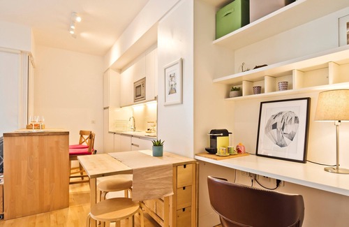 Misericordia Wohnung | Santos 1 - São Bento STUDIO - This brand new, recently decorated studio in the heart of the city is