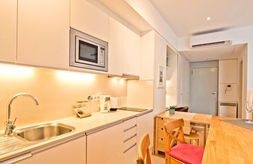 Misericordia Wohnung | Santos 1 - São Bento STUDIO - This brand new, recently decorated studio in the heart of the city is