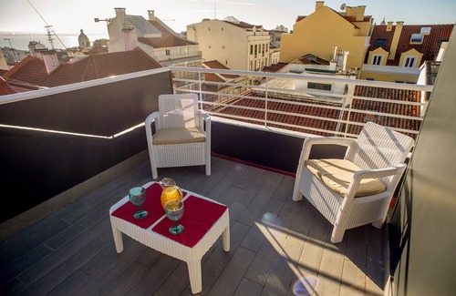 Alfama Wohnung | Saint Gens Apartments-Dachterrasse- 61579 / AL