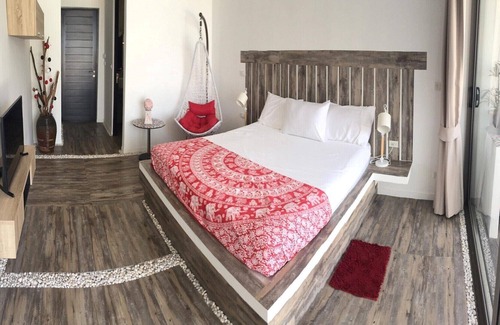 Bophut Hotel | "Sapphire" Meerblickzimmer mit herrlichem Sonnenaufgang, Strand und Pool