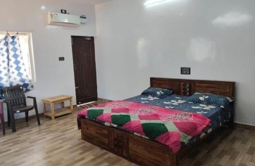 Mahabalipuram Beach Haus | Sathish Guest House