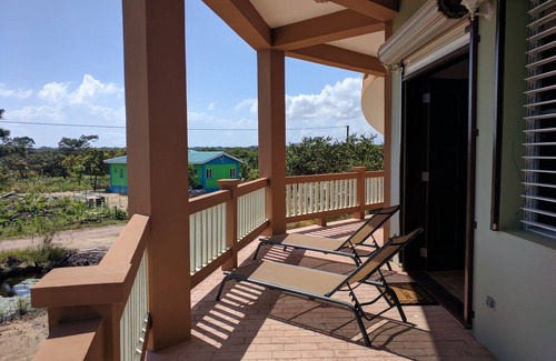 Hopkins Haus | Savannah Sand Dollar