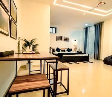 Balipara Wohnung | Saya's Abode - Railview Suites