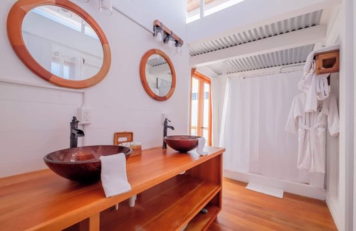 San Pedro Hotel | Scenic Beachfront Villa with Swimming Pool for Snorkeling Enthusiasts!