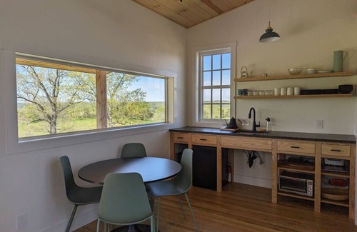 Frankfort Kabine | Scenic Highgrounds Modern Cabin - Chicory