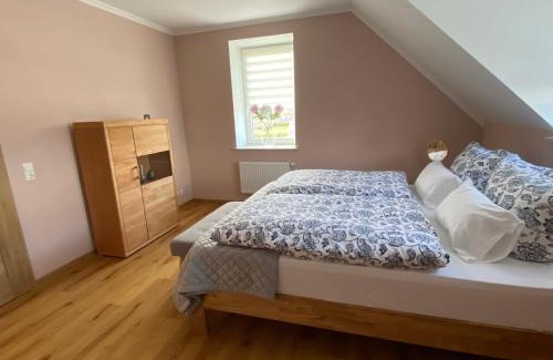 Borna Wohnung | Schöne drei Raumwohnung. Hell,stilvoll, gemütlich.