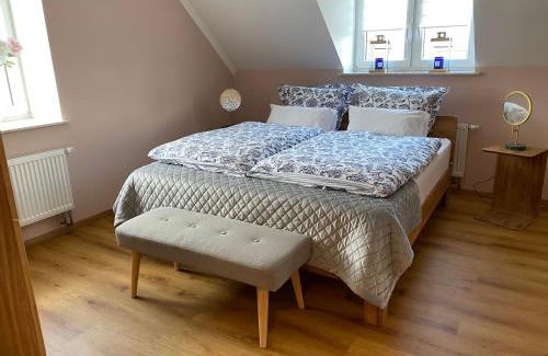 Borna Wohnung | Schöne drei Raumwohnung. Hell,stilvoll, gemütlich.