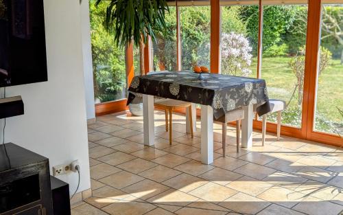 Broda Wohnung | Schönes großes Haus in Neubrandenburg zentrum-, strandnah