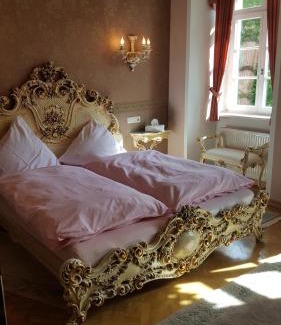 Adelsheim Hotel | Schloss Sennfeld - Hotel & Restaurant & Veranstaltungsort