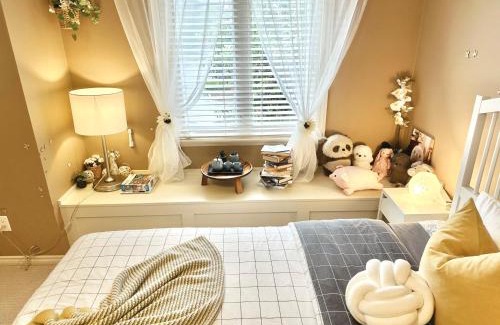 Willoughby Haus | Scorpion Hiuse Langley -ROOM 2
