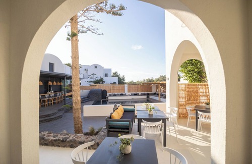Monolithos Wohnung | Scorpios Beach Santorini