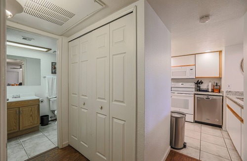 Paradise Valley Village Eigentumswohnung | Scottsdale ground floor golf course condo